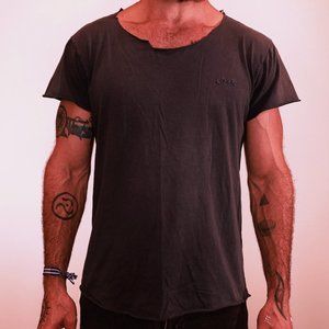 LOVE  Tastefull  Embroidery Tee